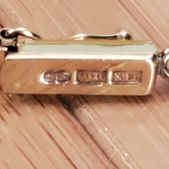 Vintage Italian 14k Gold Braided Bracelet - Picture 7 of 10